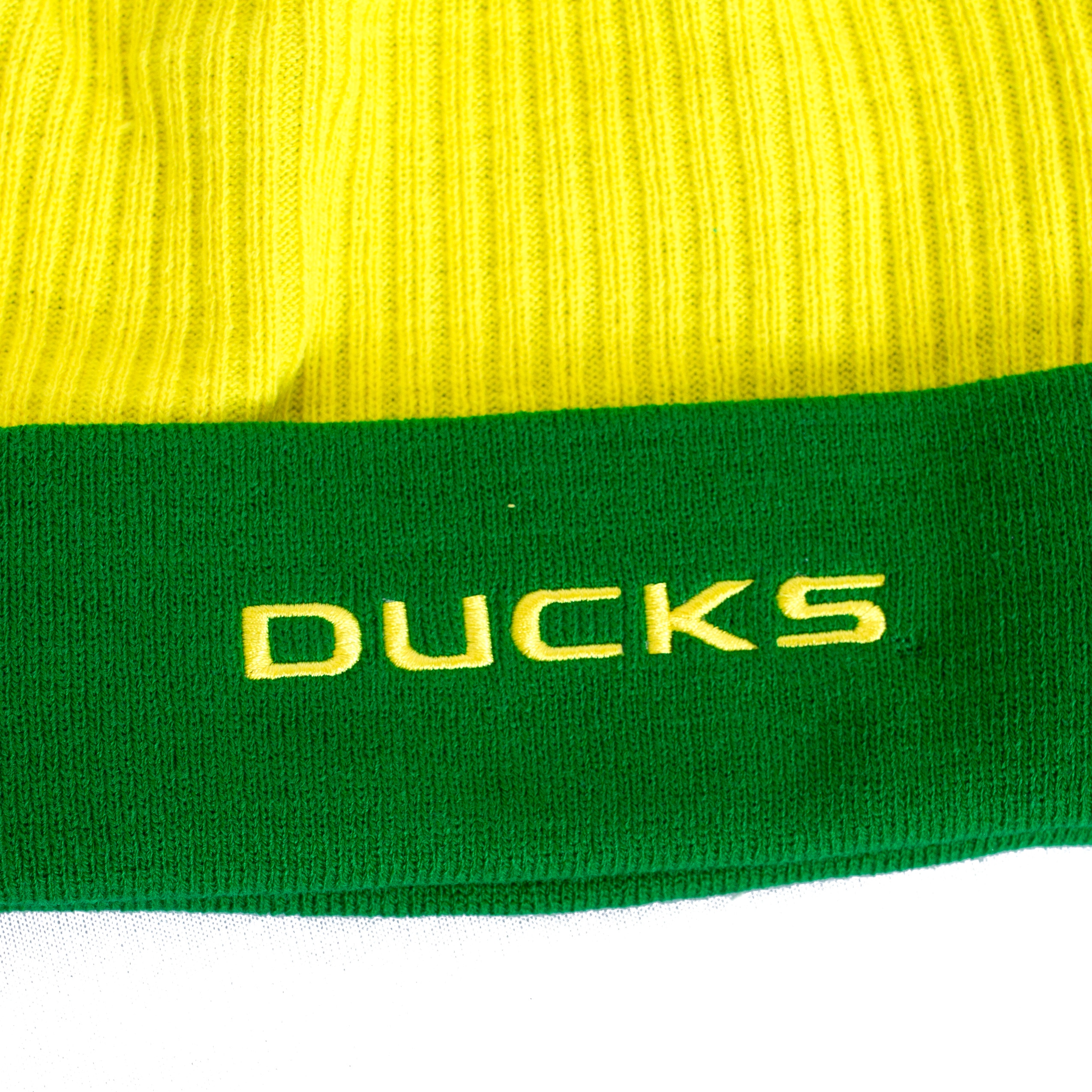 Classic Oregon O, Nike, Green, Beanie, Acrylic, Accessories, Unisex, Pom, Peak cuff, Hat, 812074